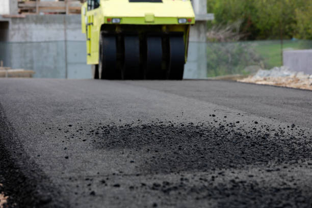 Best Driveway Paving Contractor  in Como, MS